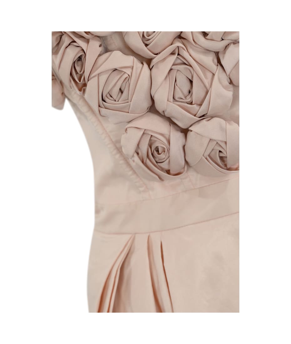 ワンピース Elisabetta Franchi GABARDINE DRESS WITH EMBROIDERED ROSES Dress in gabardine fabric with embroidered roses