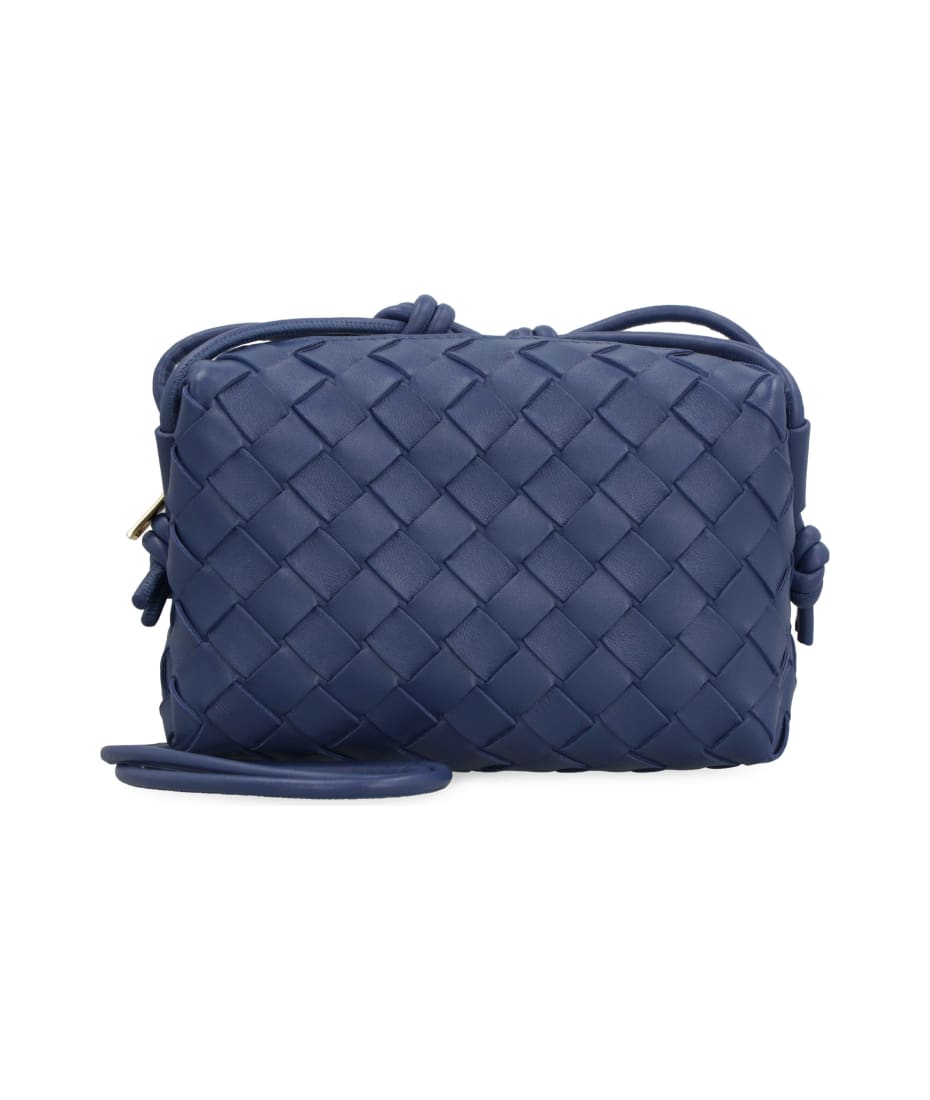 Shop BOTTEGA VENETA LOOP Mini loop camera bag (717519V2GV18847,  717519V2GV19233) by BoomItaly