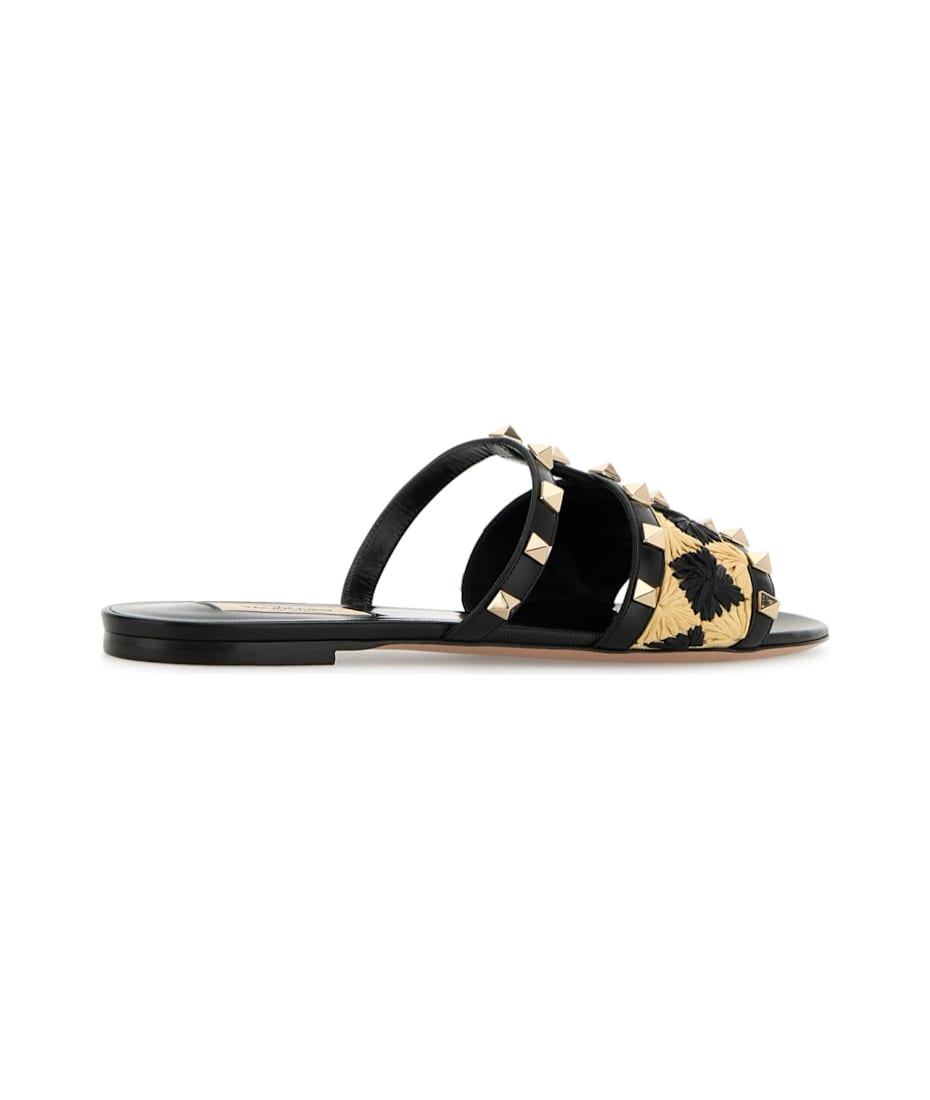 【Valentino】SLIDE ROCKSTUD T. 05◆7W2S0C49JXH Valentino Garavani Slide | Rockstud | T. 05 | italist
