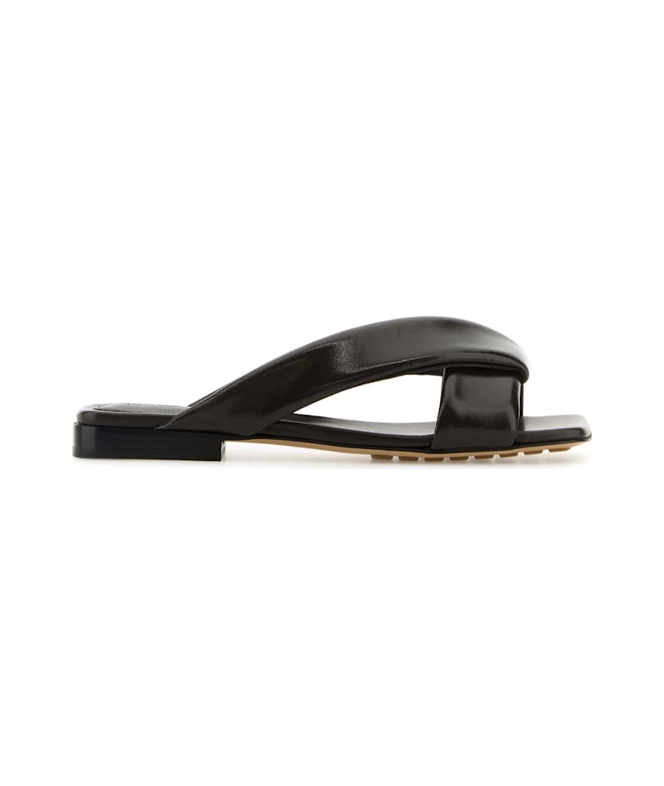 サンダル・ミュール BOTTEGA VENETA Dark brown leather Riva slippers Bottega Veneta Dark Brown Leather Riva Slippers | italist