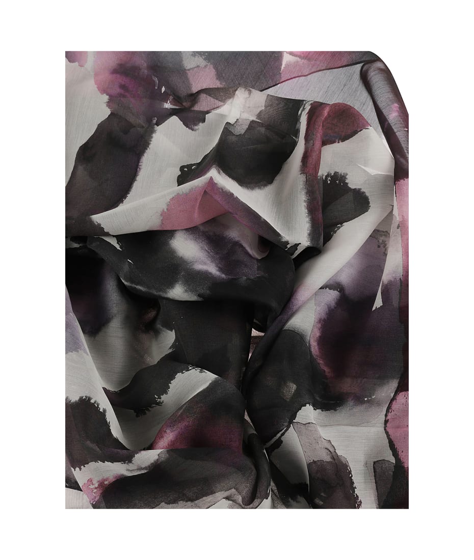 【送料&関税込】Alexander McQueen Printed All-over Scarf Alexander McQueen Printed All-over Scarf | italist