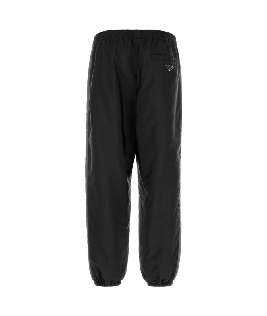 【関税込み】prada Nylon insert cargo joggers Prada Black Nylon Joggers | italist