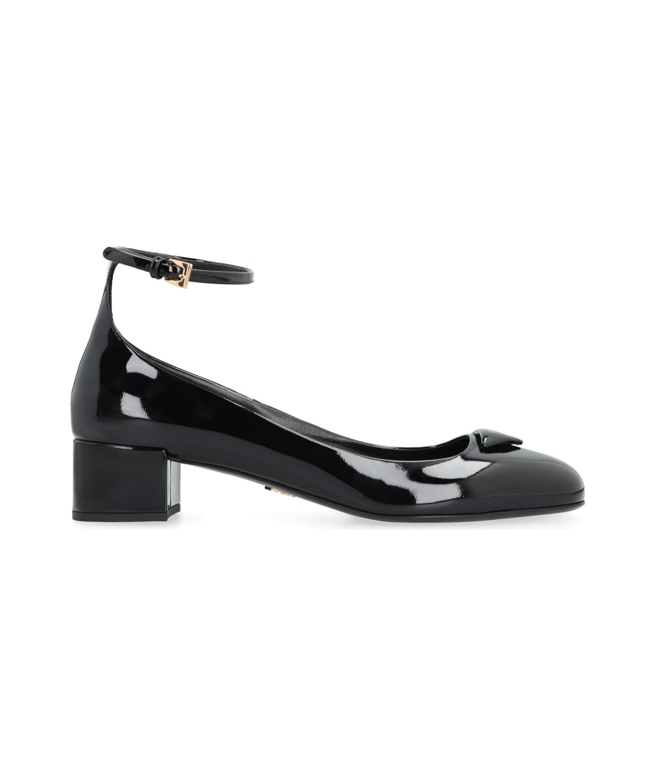 【関税込み】prada LAMINATED PATENT LEATHER PUMPS Prada Black Leather Pumps | italist