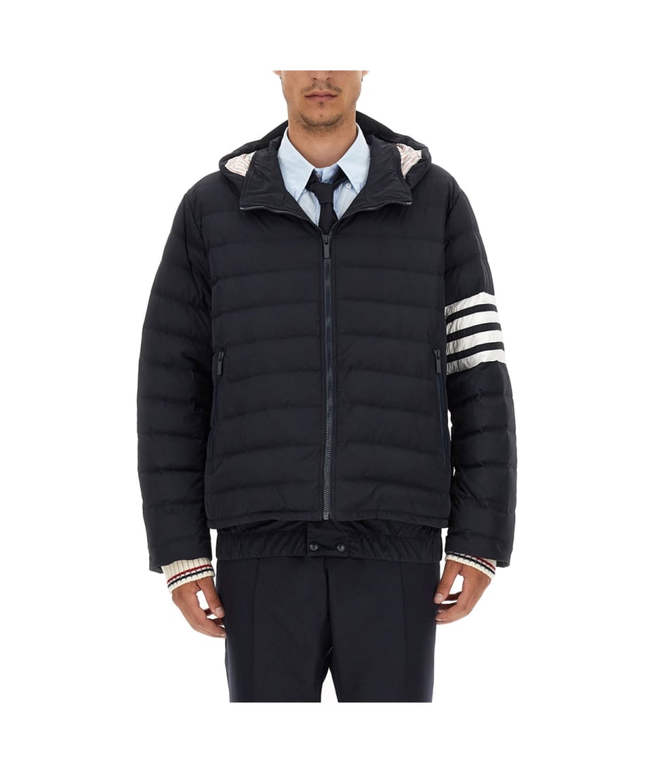 関税込★VIP価格【THOM BROWNE】4BAR ダウンジャケット Thom Browne Down Jacket 4bar ダウンジャケット 通販 | italist