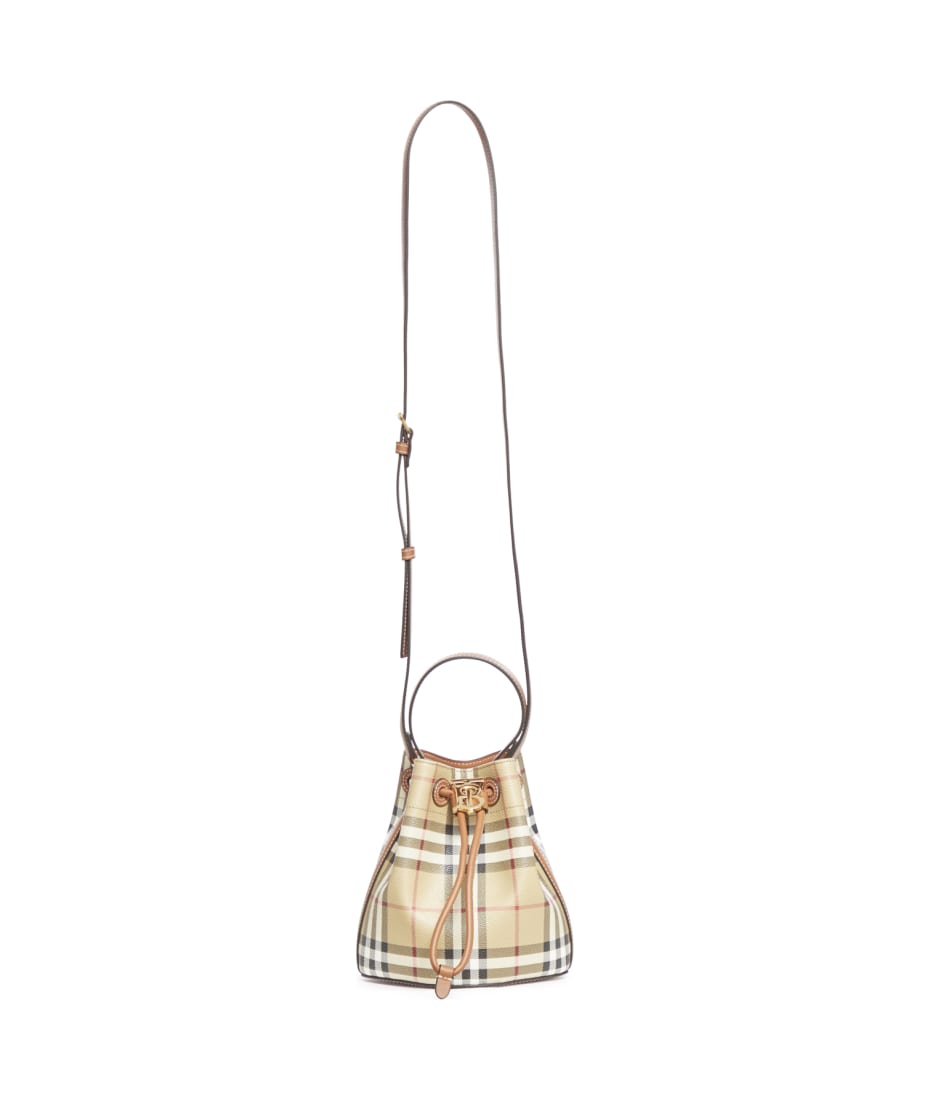 DW　(BURBERRY) 26D94603-44D3-4982-B004-