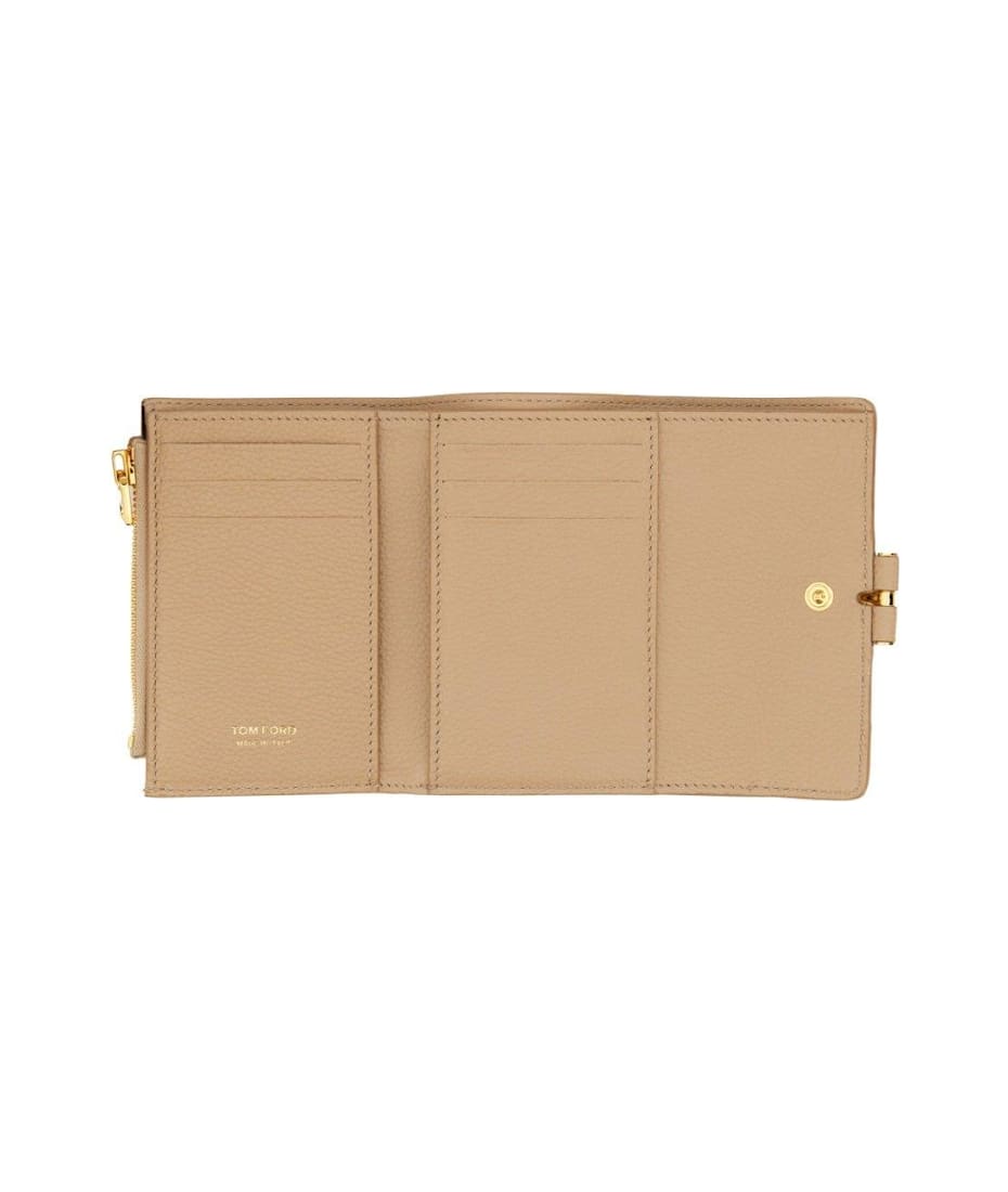 【送料&関税込】Tom Ford T Logo Plaque Tri-fold Wallet Tom Ford T Logo Plaque Tri-fold Wallet | italist