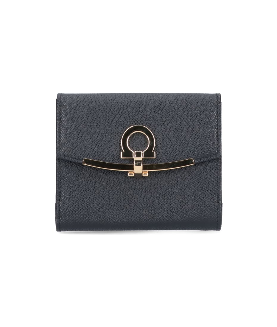 【送料&関税込】Ferragamo gancini Small Wallet Ferragamo 'gancini' Small Wallet | italist