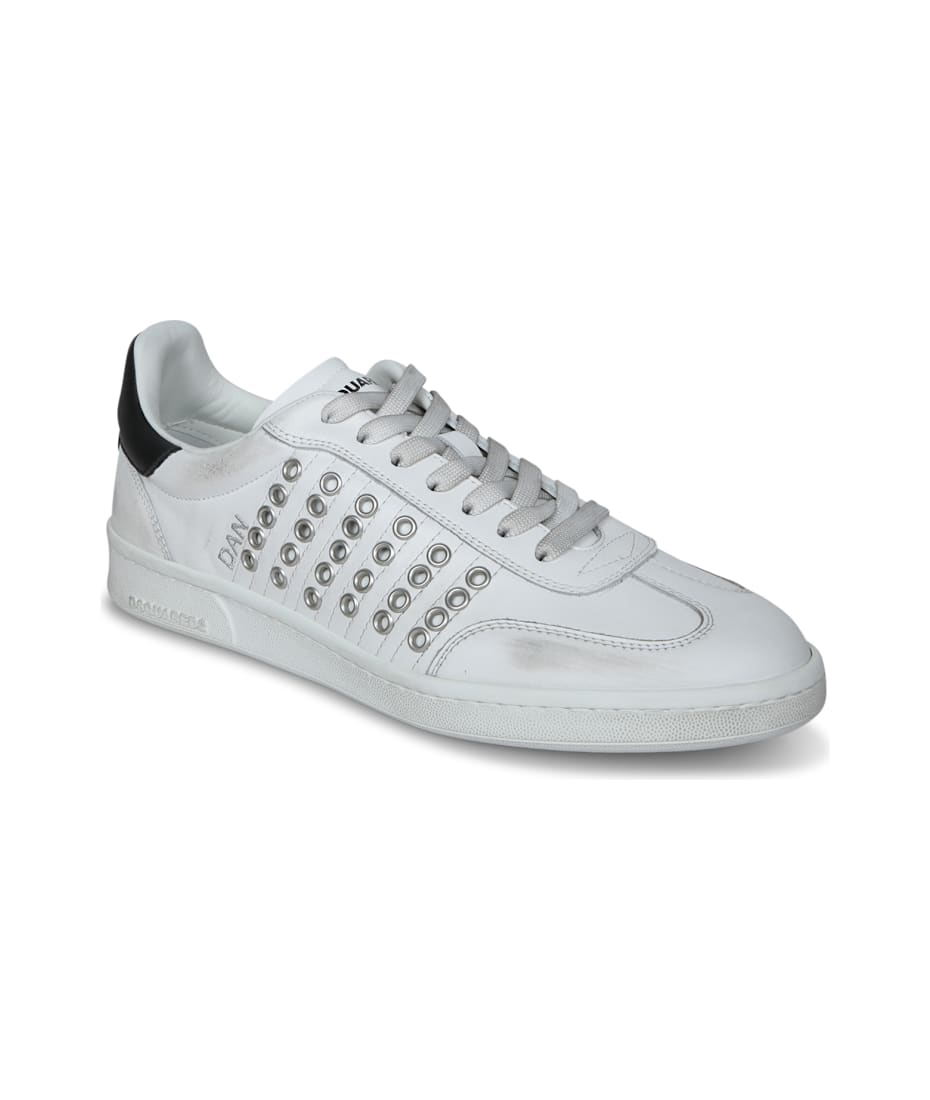 【送料&関税込】Dsquared2 Black And White Studded Sneakers Dsquared2 Studded Sneakers | italist