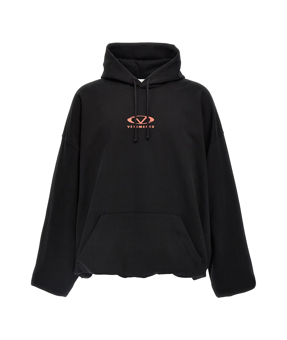 VETEMENTS 'oval Logo' Hoodie italist