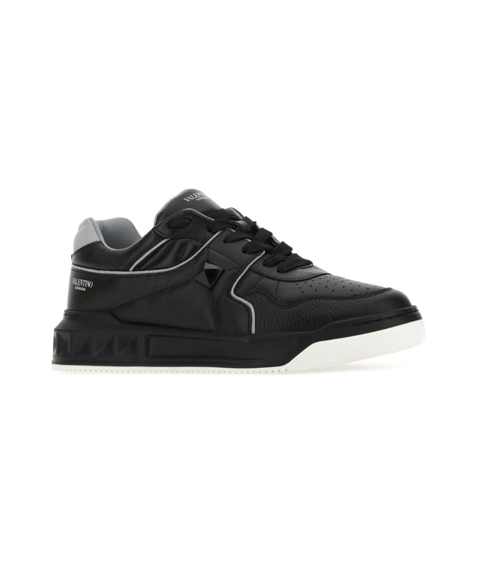 スニーカー VALENTINO Black nappa leather One Stud sneakers Valentino Garavani Black Nappa Leather One Stud Sneakers