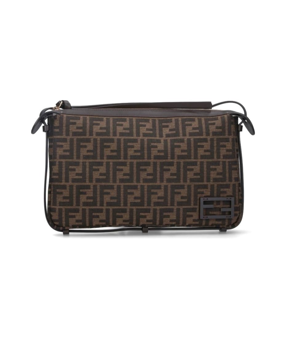【送料&関税込】Fendi Simply Medium Shoulder Bag f9a6212b5f63720f52859e40df4169