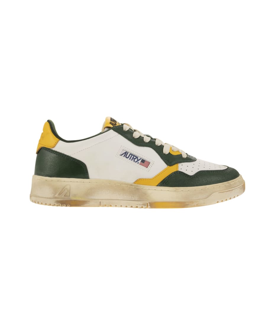スニーカー AUTRY FW24 MEDALIST - Super vintage trainers (AVLW SV40) Autry Medalist Super Vintage Low Sneakers In White Silver