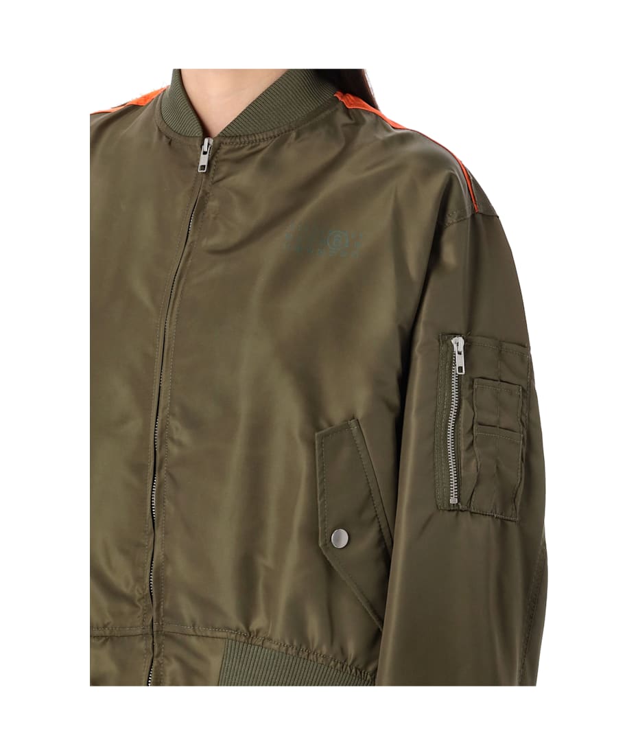 【送料&関税込】MM6 Maison Margiela Bomber Jacket In Green P 送料&関税込】MM6 Maison Margiela Bomber Jacket In Green P