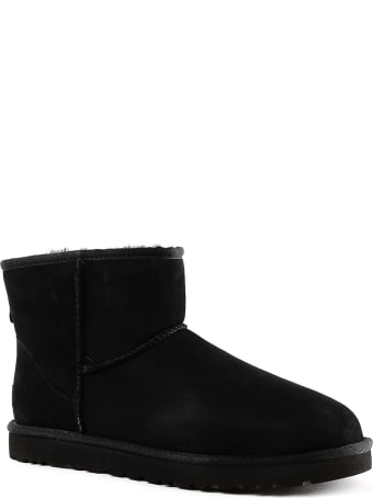 UGG Mini Classic