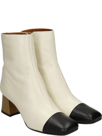 Chie Mihara Volkiria High Heels Ankle Boots In Beige Leather