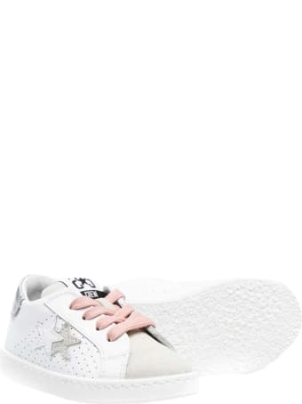 2Star Sneakers With Application