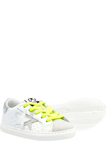 2Star Sneakers With Application