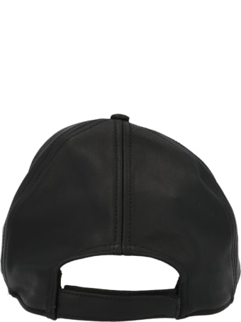 Billionaire 'crest' Cap
