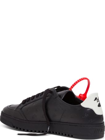 Off-White Low Leather Sneakers With Logo