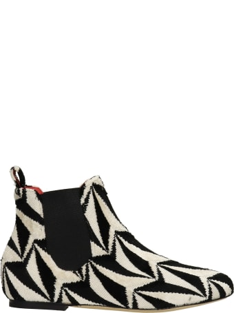 Bams Beatles Low Heels Ankle Boots In White Fabric