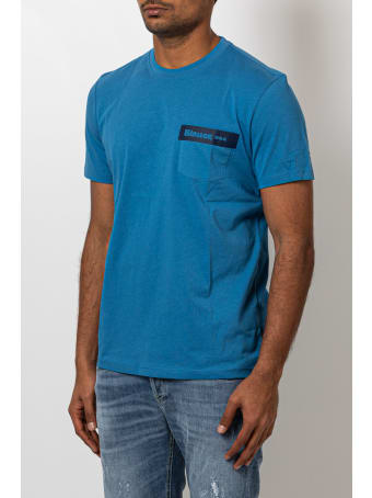 Blauer T-Shirt