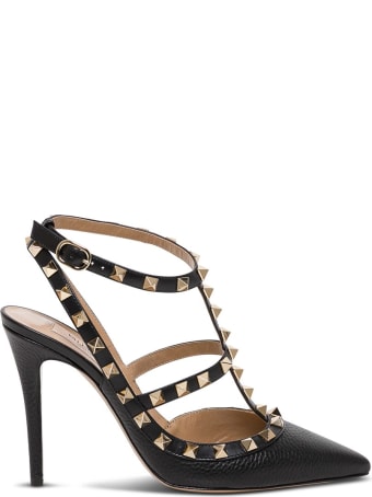 Valentino Garavani Rockstud Pumps In Black Leather