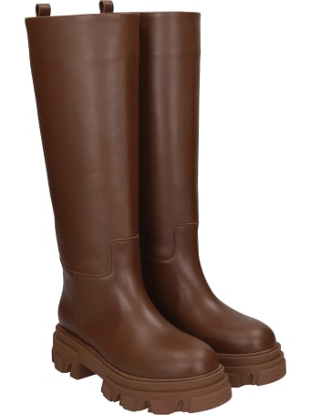 Gia X Pernille Teisbaek Perni 07 Low Heels Boots In Brown Leather
