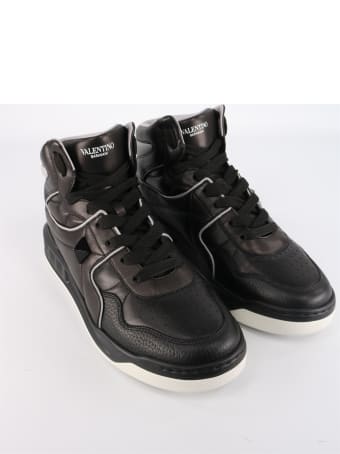 Valentino Garavani Sneakers Mid-top One Stud In Leather