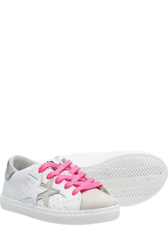 2Star Sneakers With Application