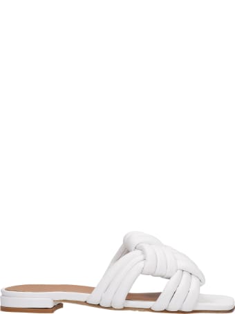 Julie Dee Flats In White Leather