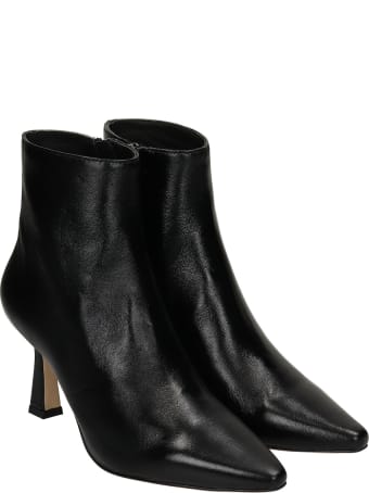 Lola Cruz High Heels Ankle Boots In Black Leather