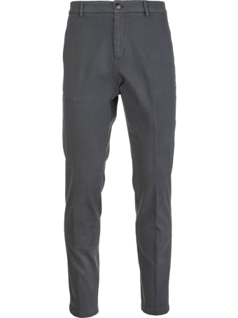 Cruna Man Marais Slim Fit Trousers In Anthracite Stretch Cotton Gabardine