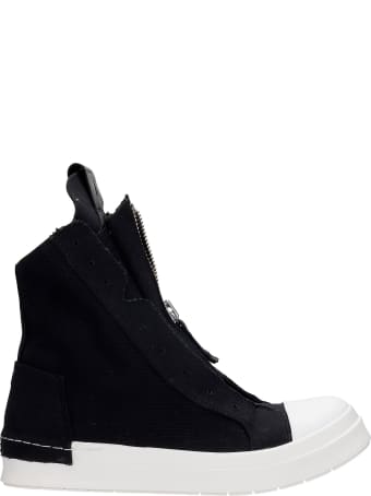 Cinzia Araia Sneakers In Black Canvas