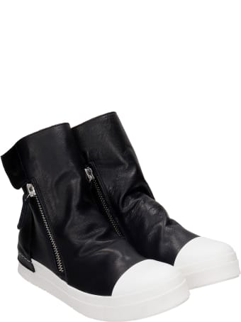 Cinzia Araia Sneakers In Black Leather