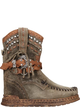 El Vaquero Yara Low Heels Ankle Boots In Green Suede
