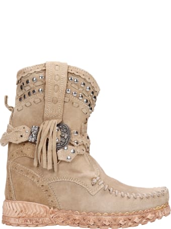 El Vaquero Yara Ankel Boots Inside Wedge In Beige Suede