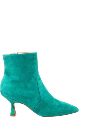 Stuart Weitzman Melena Boots