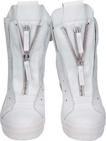 Cinzia Araia Sneakers In White Leather