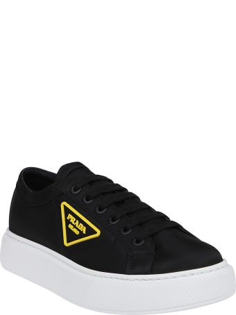 Prada Linea Rossa Sneakers Macro