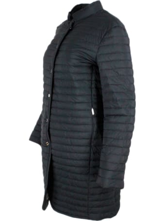 Moorer Light Coat In Real Slim Goose Down With Concealed Pockets. Matte Color