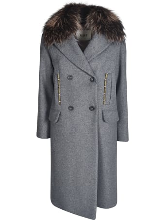 Bazar Deluxe Furry Detailed Double-breasted Coat