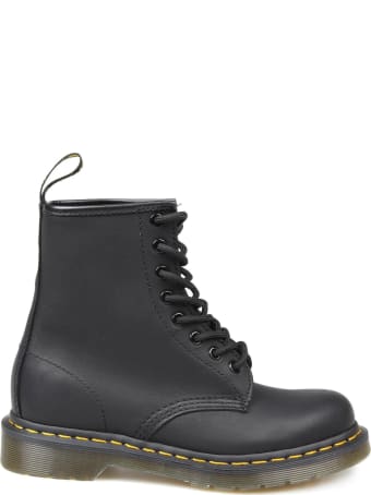 Dr. Martens Dr.martens Grease Leather Anfibio Color Black