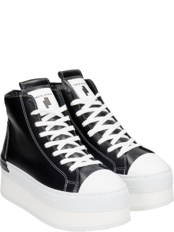 Cinzia Araia Sneakers In Black Leather