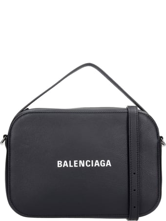 Balenciaga Everyday Shoulder Bag In Black Leather