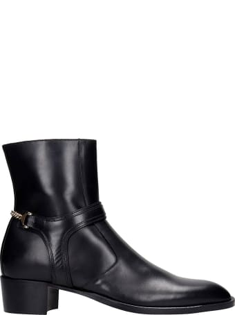 hyusto Steve Ankle Boots In Black Leather