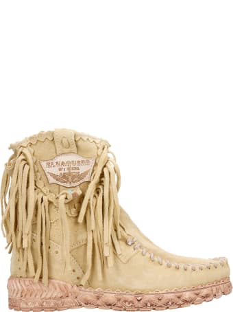 El Vaquero Cloe Ankel Boots Inside Wedge In Beige Suede