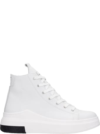 Cinzia Araia Sneakers In White Leather