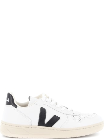Veja V-10 Leather