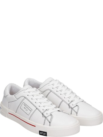 M.O.A. master of arts Sneakers In White Leather