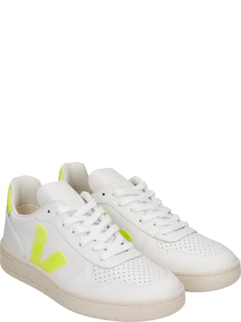Veja V-10 Sneakers In White Leather